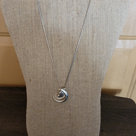 I Love You to the Moon and Back Necklace 💕 - Picture 3 of 3